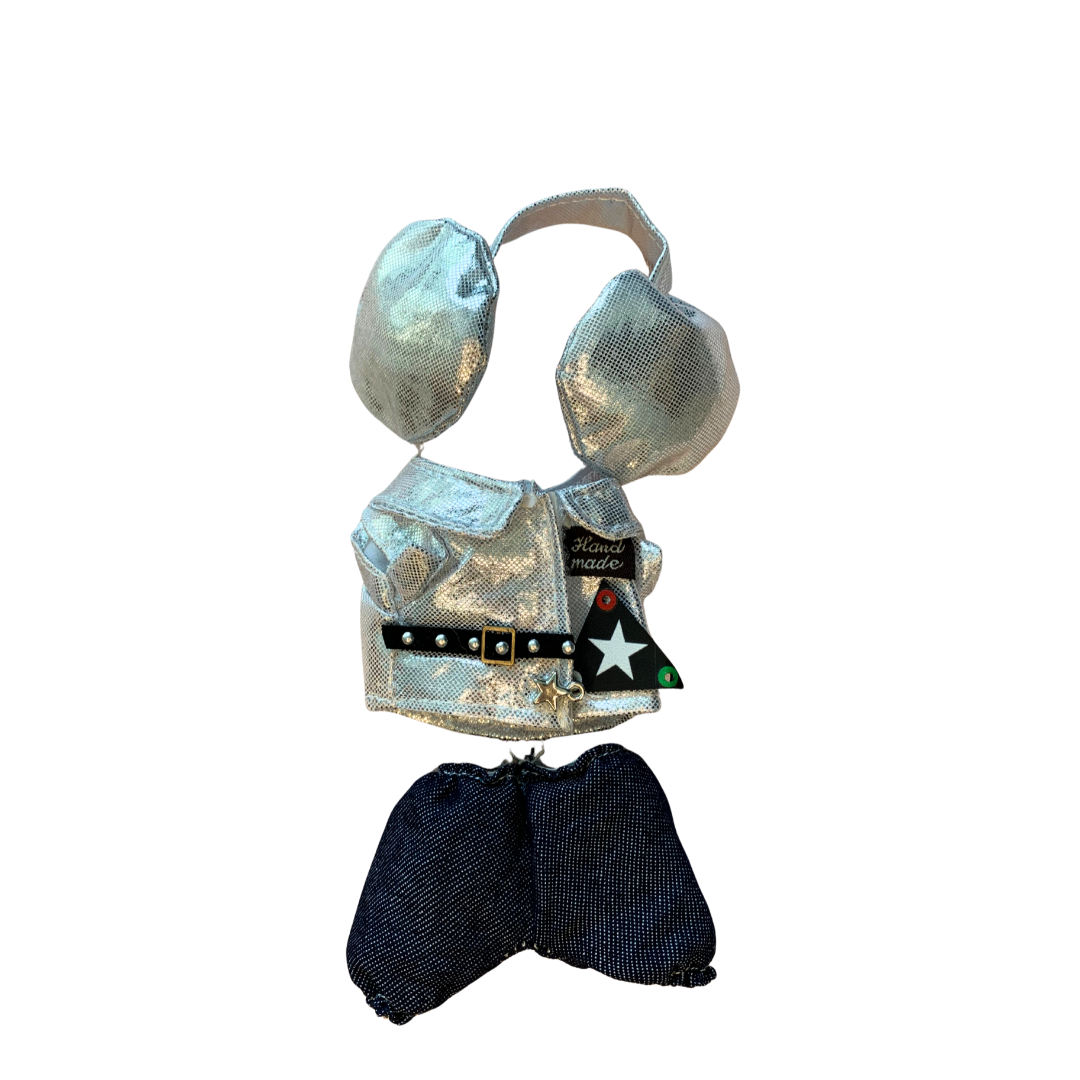 Blind Box Island Labubu outfit set with silver headphones, metallic silver jacket, and dark denim jeans. Fits Labubu Exciting Macarons, Big Into Energy, Have a Seat series.